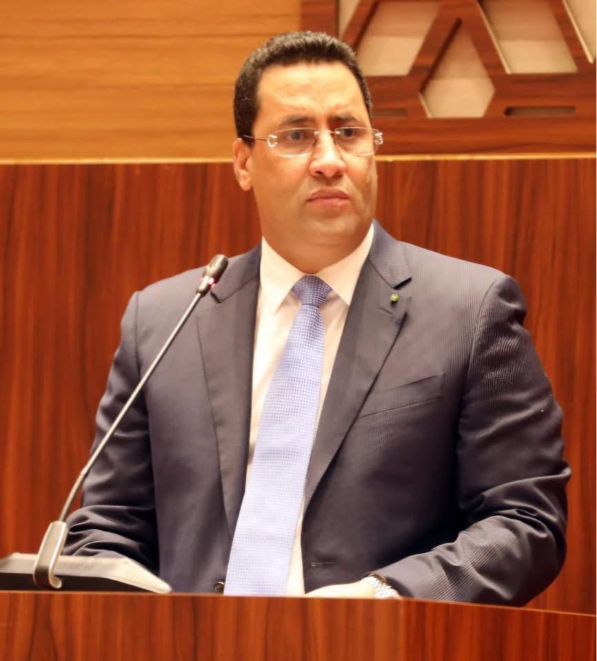 الوزير الأول : المؤتمر الصحفي لرئيس الجمهورية ناجح بكل المعايير (تدوينة)