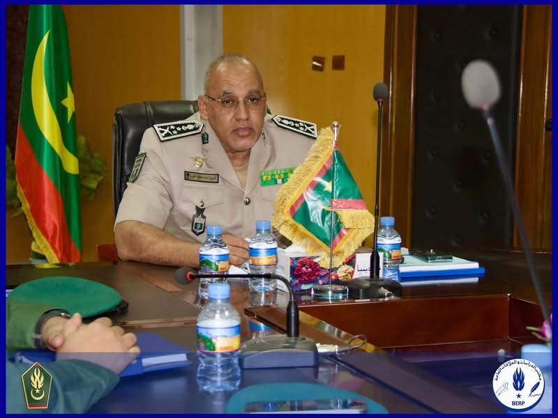 قائد الدرك يوجّه قادة الفرق المشمولين بالتحويلات الأخيرة