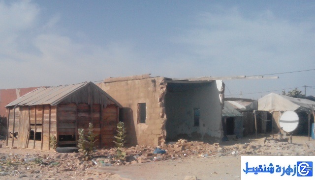 في مثلث هذه المنازل تعيش آلاف الأسرة فى انتظار وخز ضمير قد يطوف المسؤول الأول عن اعادة التأهيل بنواكشوط 