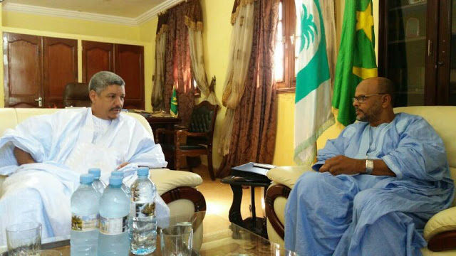 ولد متالى خلال اجتماعه مع الرئيس الدورى للمنتدى محمد جميل ولد منصور قبل شهرين