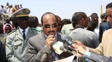الرئيس محمد ولد عبد العزيز يوم اعلانه اغلاق ملف اللاجئين بموريتانيا